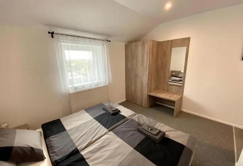 Huoneisto 1 Makuuhuone, Apartmány Pelhřimov