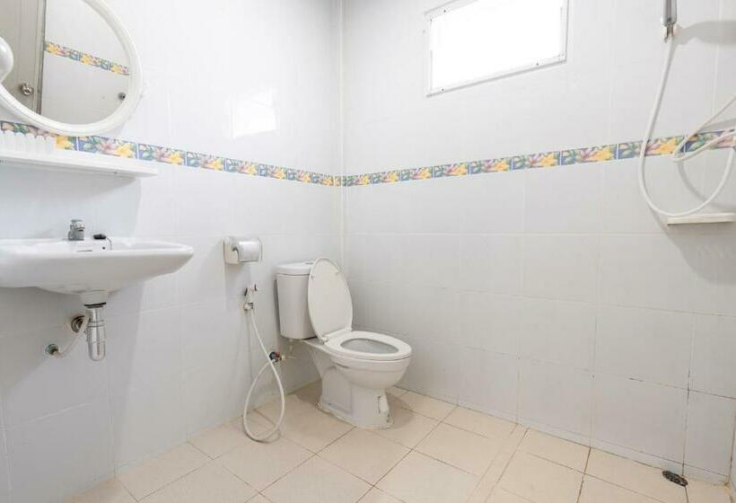 4인용 스탠다드 룸, บ้านสวนวารินทร์ รีสอร์ท