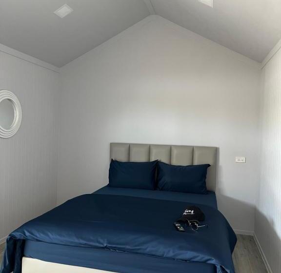 Трежместный Номер Economy, Chics Resort ชิคส์รีสอร์ท