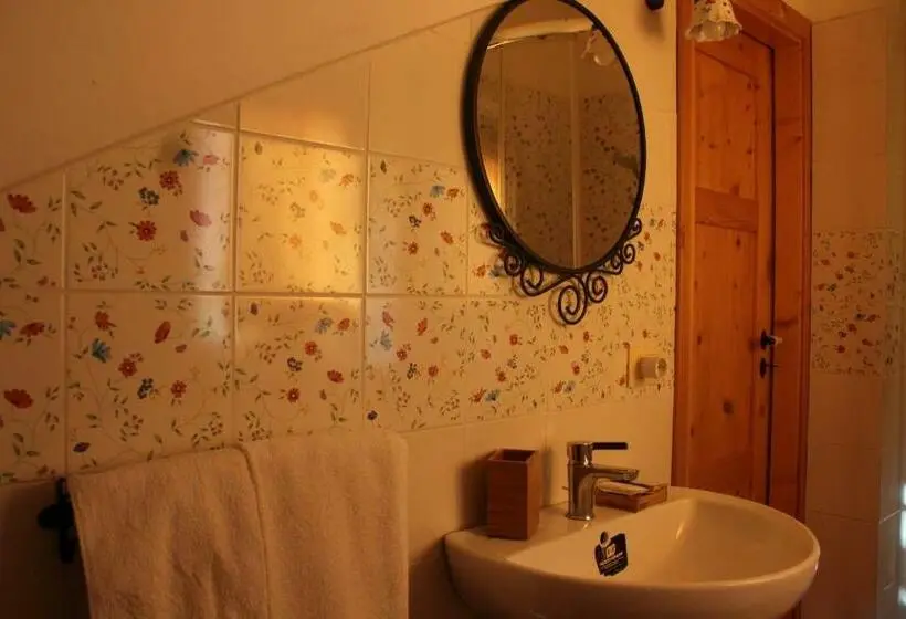 Standard Neljän Hengen Huone, B&b Antico Casale