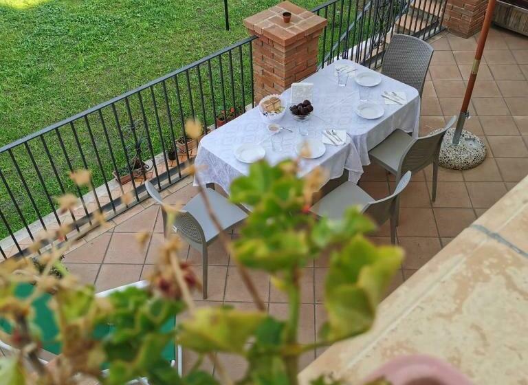 חדר סטנדרט לארבעה, B&b Antico Casale