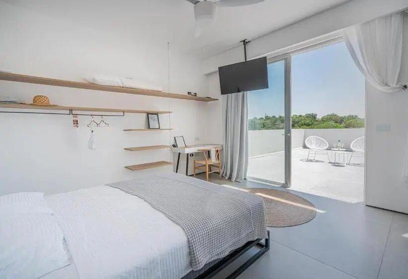 バルコニー付きスタンダードルーム, Danielle Boutique Suite