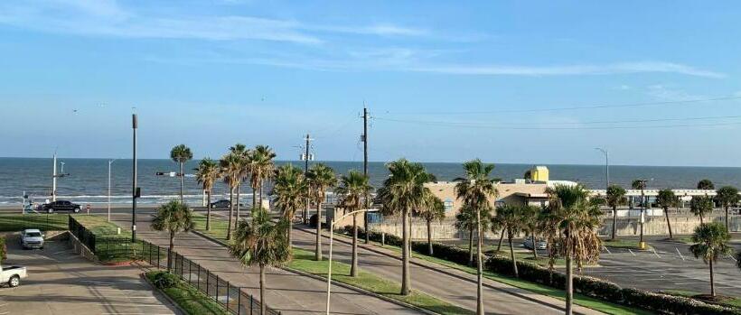 Апартаменты 1 Спальня Вид на Море, Dockside Daze!