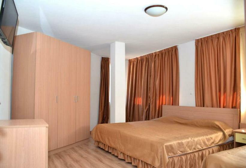 3 Bett Klassisches Zimmer, семеен хотел къщата