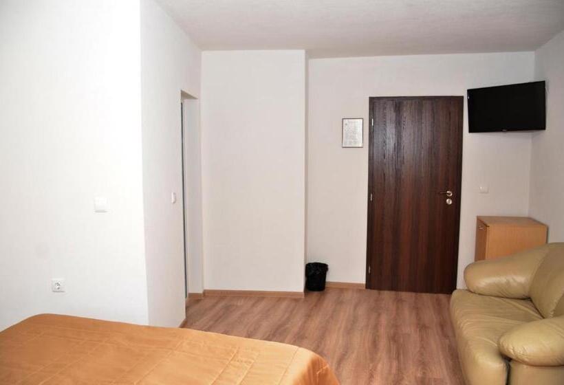 Standardzimmer mit Balkon, семеен хотел къщата