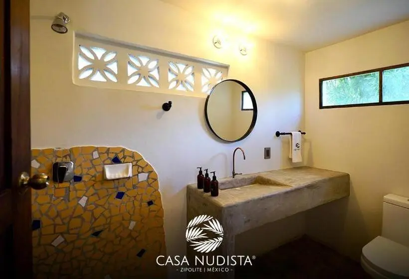 キングサイズベッドのデラックススイート, Casa Nudista Lgbt