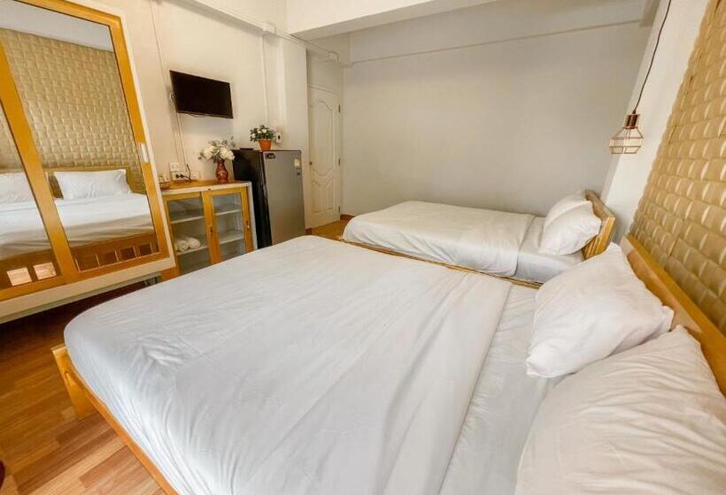 家庭间, Pranot Apartment & Spa