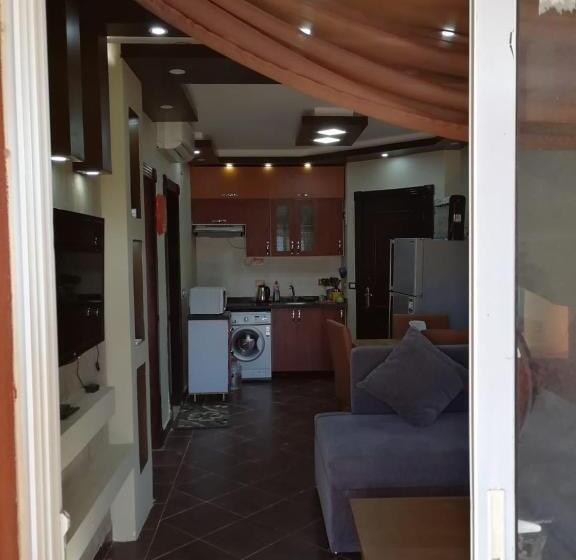 Estúdio Estandar Vista Piscina, شاليهات بورتو مطروح فيو بحر Porto Matrouh Sea View Families Only