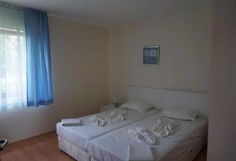 Huoneisto 1 Makuuhuone Merinäkymä, комплекс бяла виста до плажа   Complex Byala Vista Near The Beach