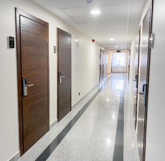 اتاق استاندارد سه نفره, Ava Apgyvendinimo įstaiga