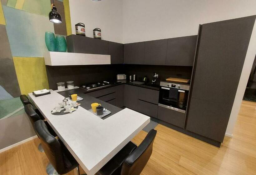 آپارتمان 1 خوابه, B&b Lex Room Santa Lucia