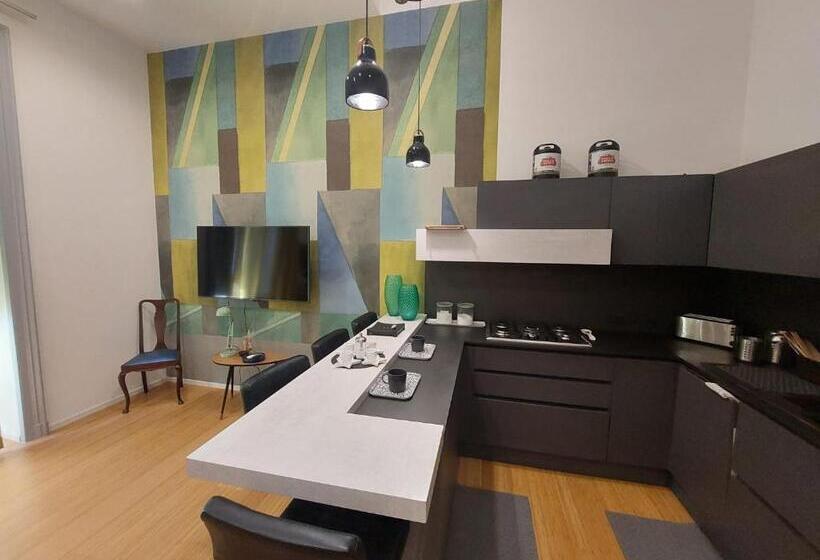 آپارتمان 1 خوابه, B&b Lex Room Santa Lucia