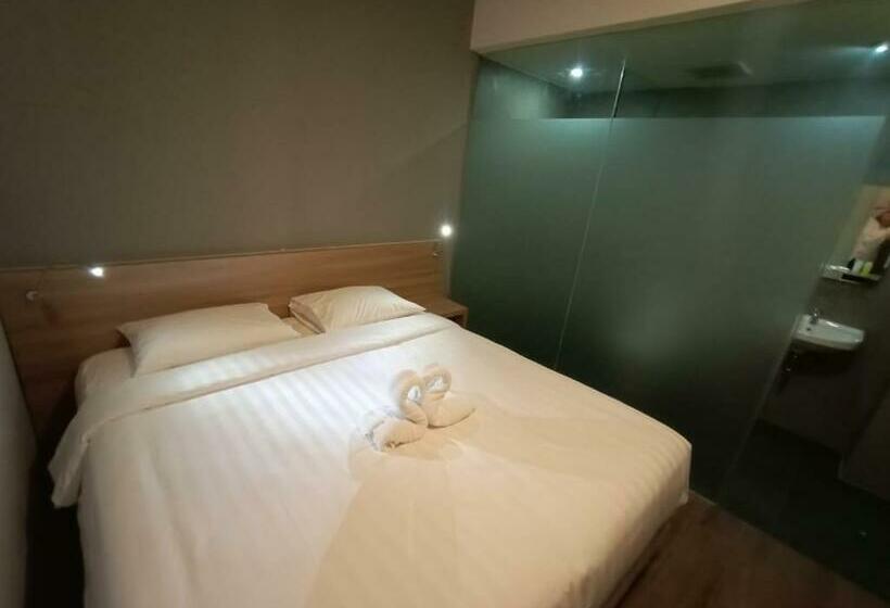 スタンダードルーム, Marina Airport Semarang