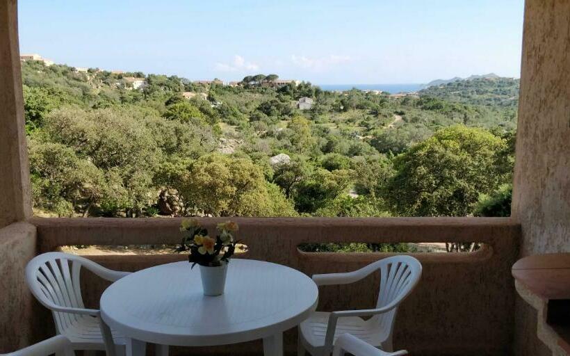 ویلای 1 خوابه با چشمانداز دریا, Résidence Liccia Di Furu