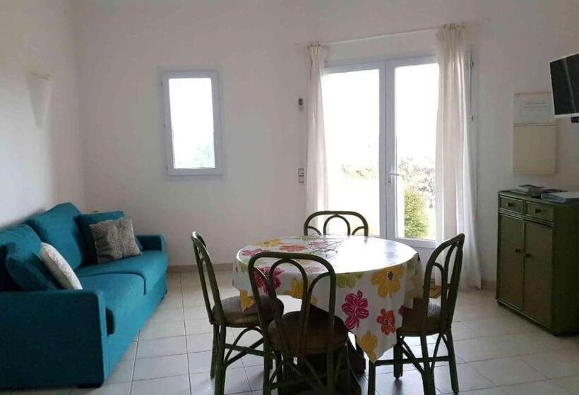 ویلای 1 خوابه با چشمانداز دریا, Résidence Liccia Di Furu