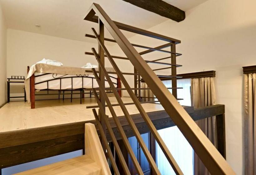 חדר משפחתי, Zámek Wichterle   Hotel A Pivní Lázně