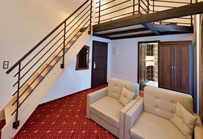 Семейный Номер Deluxe, Zámek Wichterle   Hotel A Pivní Lázně