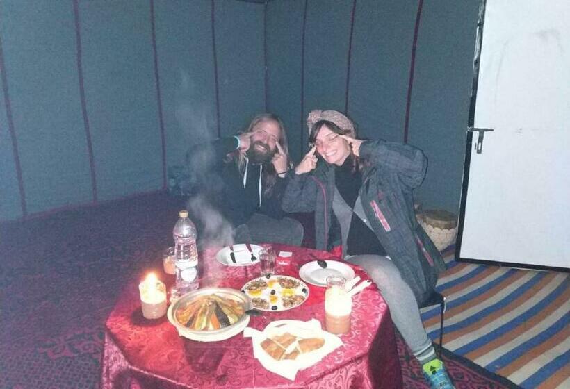 ベーシックトリプルルーム, Guests House