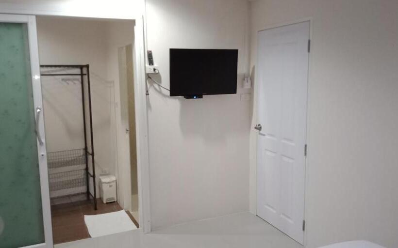 Standart Oda, เคทู เกสเฮาส์