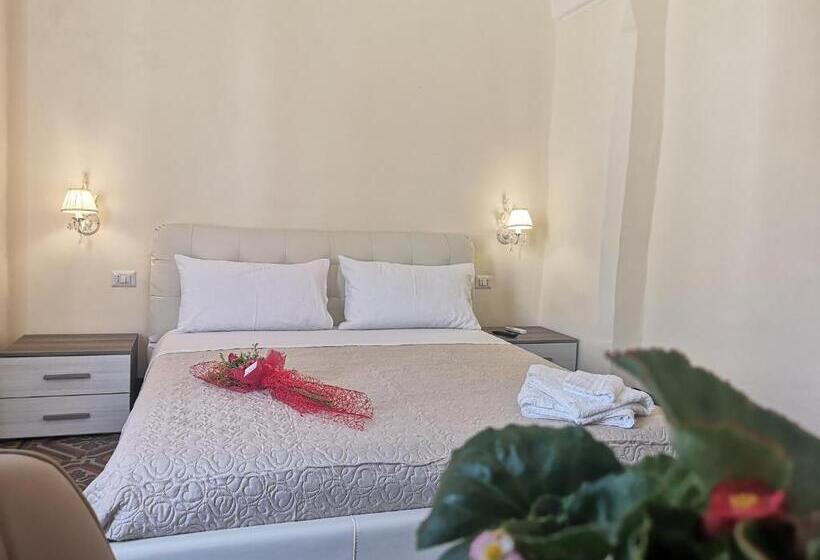 Pokój Czteroosobowy Deluxe, B & B San Giovanni 9