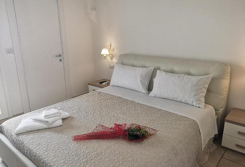 Pokój Deluxe Trzyosobowy, B & B San Giovanni 9