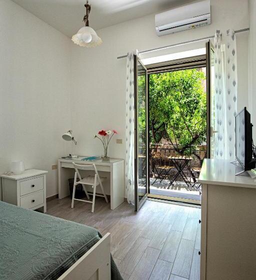 آپارتمان 1 خوابه با چشم‌انداز باغ, Garden House: Apartments Ands For Holidays