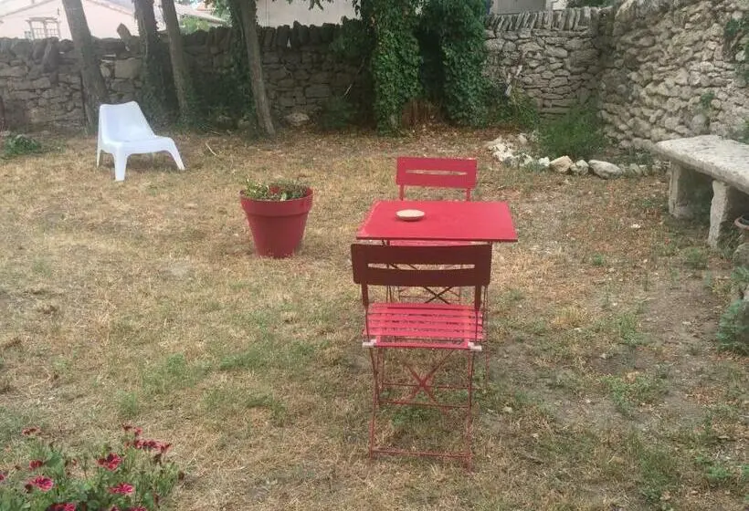 Camera Standard Vista Giardino, Le Petit Jeu Grignan