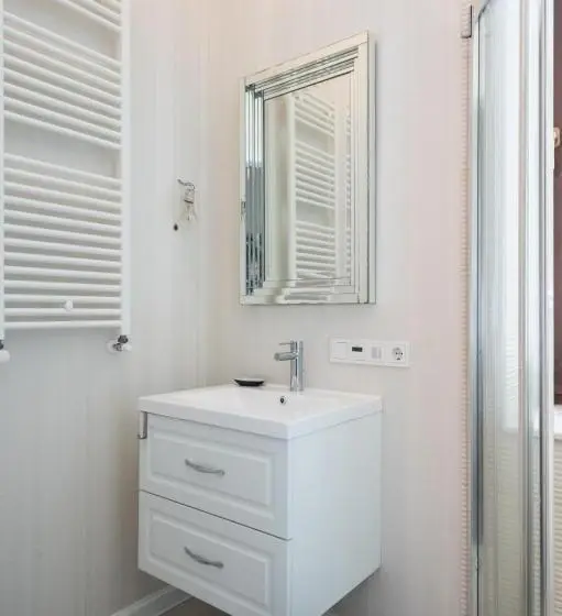 اتاق لوکس با تخت بزرگ, Highline Downtown Aparthotel Oldtown Unirii Square