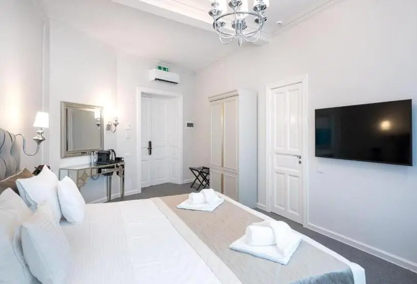 اتاق لوکس با تخت بزرگ, Highline Downtown Aparthotel Oldtown Unirii Square