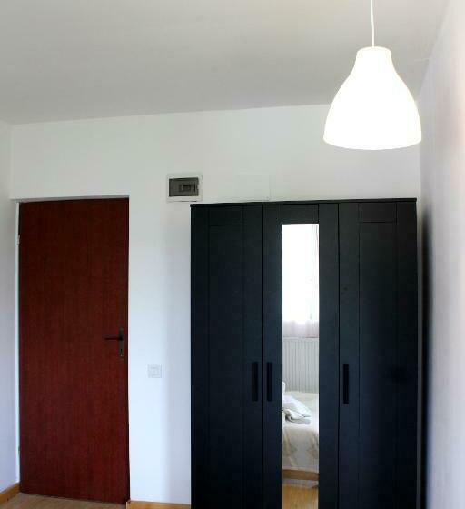 キングサイズベッドのスタンダードルーム, Anuța