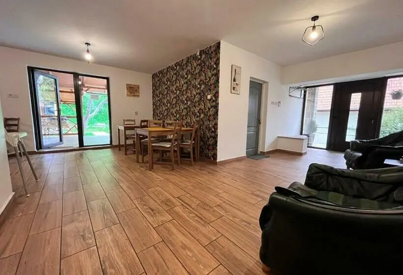 Vila 1 Dormitori, Vila Belmondo