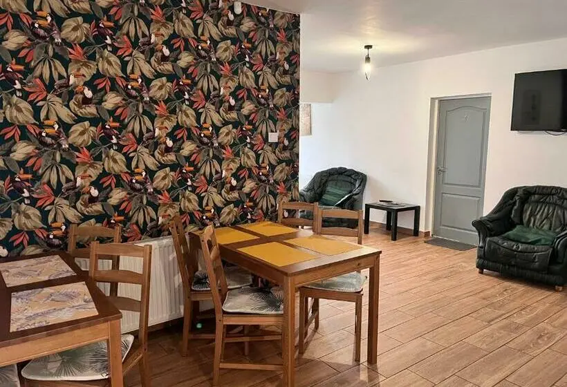 Vila 1 Dormitori, Vila Belmondo