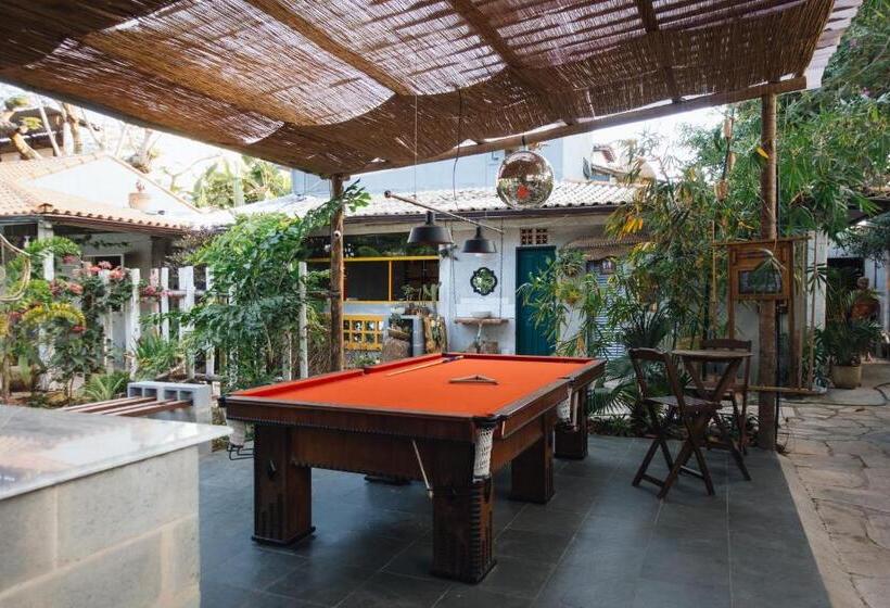 ルームシェアのワンベッド, Jardim Secreto Guest House