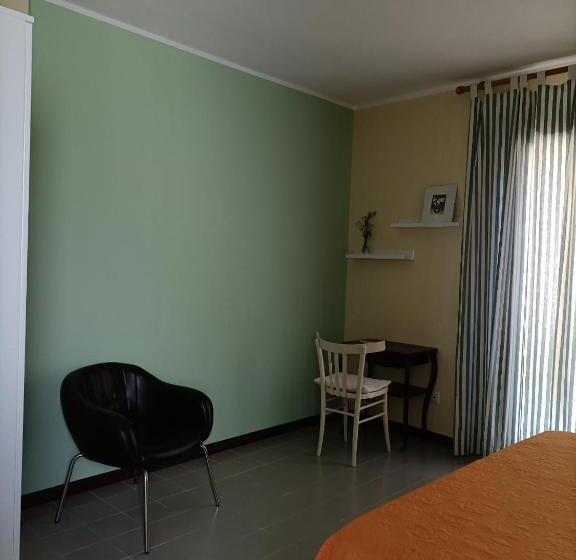 Номер Стандарт Трехместный, B&b Il Melograno