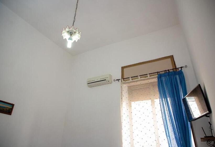 اتاق لوکس, B&b Ruffo Nel Cuore Di Napoli