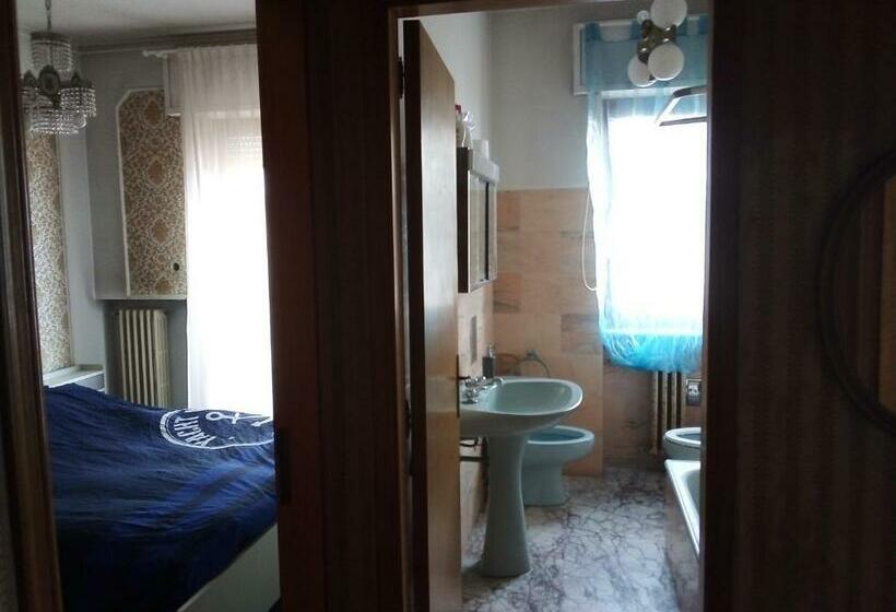 غرفة قياسية حمام مشترك, La Mouette