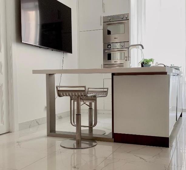 اتاق لوکس, Tang Home Bordeaux Hyper Centre