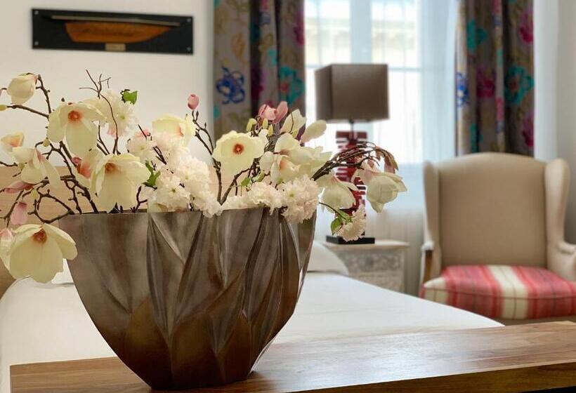 اتاق لوکس, Tang Home Bordeaux Hyper Centre