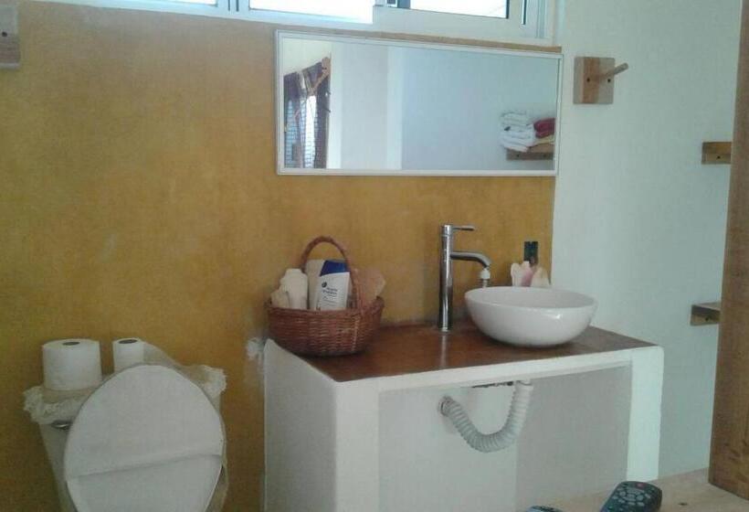 جناح مطلّ علي البحر, Casa Colibrí Agua Blanca