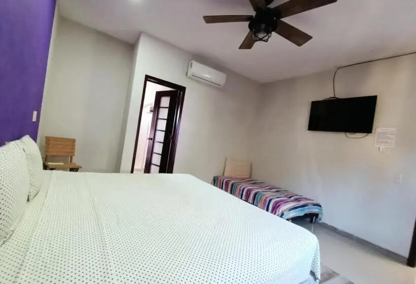 エコノミールーム, Playa Sayulita