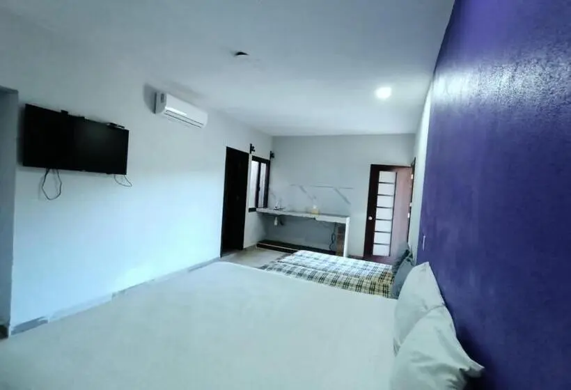 エコノミー４人部屋, Playa Sayulita