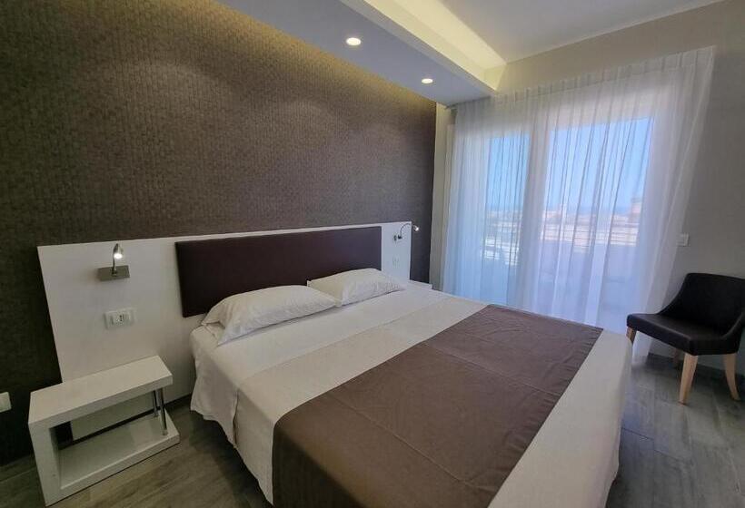 オーシャンビュースタンダードルームバルコニー付き, Rooms Dream Tropea