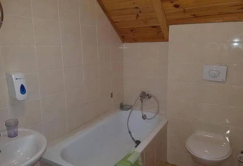 スタンダード４人部屋, Hostinec Selský Dvůr