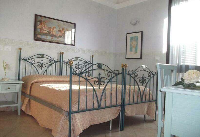 חדר סטנדרט לארבעה, B&b La Corte