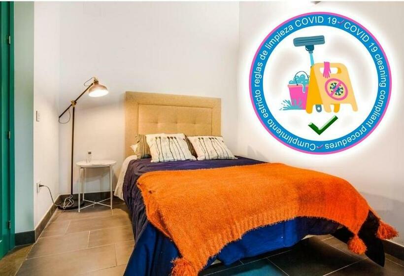 اتاق استاندارد, Casa Palacio El Condestable De Sevilla