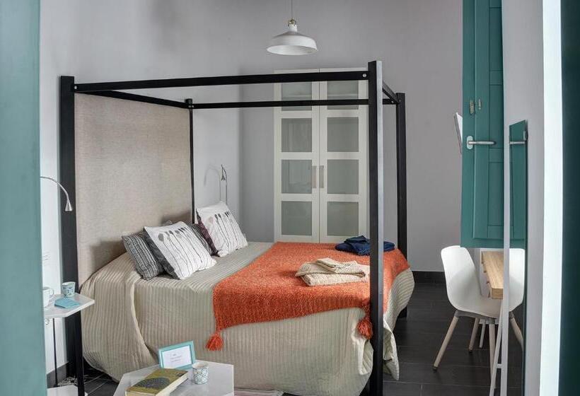 اتاق سوپریور, Casa Palacio El Condestable De Sevilla