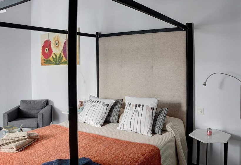 اتاق سوپریور, Casa Palacio El Condestable De Sevilla