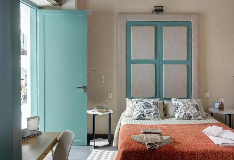 اتاق سوپریور, Casa Palacio El Condestable De Sevilla