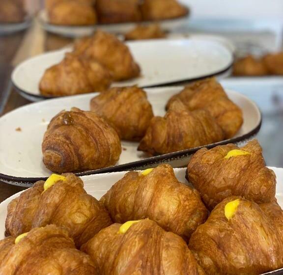 חדר סטנדרט, The Square Depandance