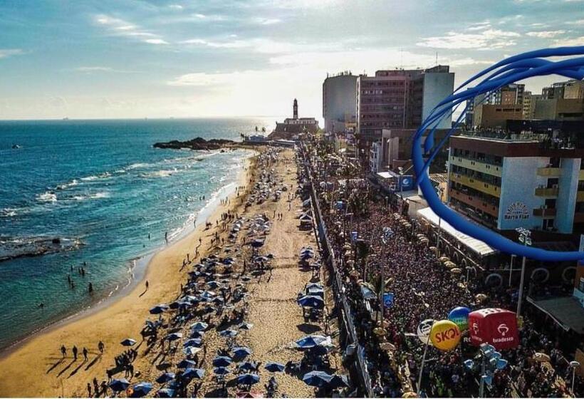 Escritório Estandar Vista Mar, Farol Barra Flat 412